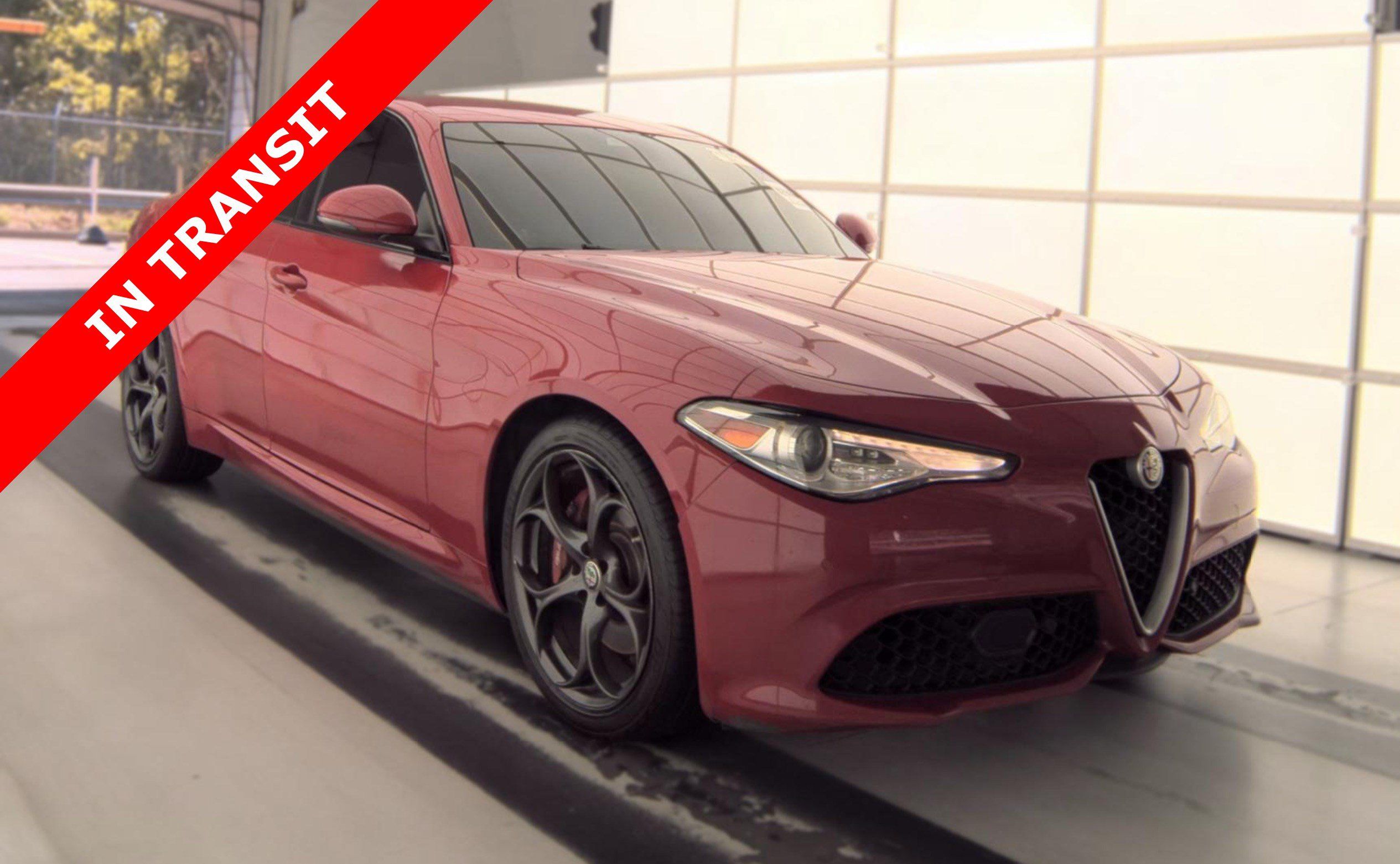 Used 2019 Alfa Romeo Giulia Ti Sport w/ Quick Order Package 22S Sport AWD/4WD image 5