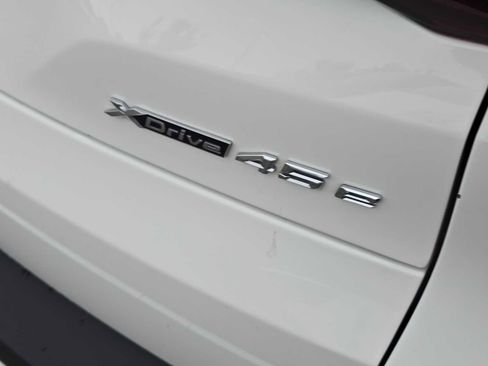 Used 2023 BMW X5 xDrive45e w/ Climate Comfort Package image 12