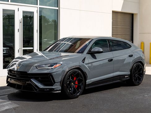 Used 2023 Lamborghini Urus Performante image 8