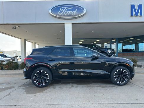 Used 2024 Chevrolet Blazer EV RS image 4