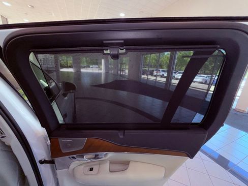 Used 2017 Volvo XC90 T6 Inscription w/ Vision Package image 15