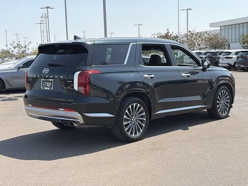 Used 2024 Hyundai Palisade Calligraphy AWD/4WD image 6