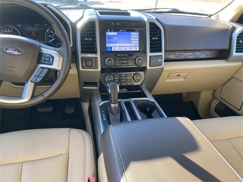 Certified 2019 Ford F150 Lariat w/ FX4 Off-Road Package image 52