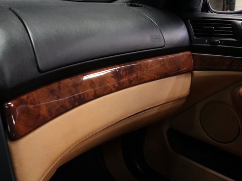 Used 2002 BMW M5 RWD image 50