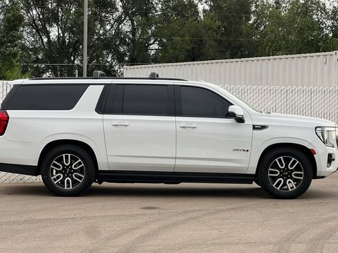 Used 2021 GMC Yukon XL AT4 w/ AT4 Premium Plus Package AWD/4WD image 3