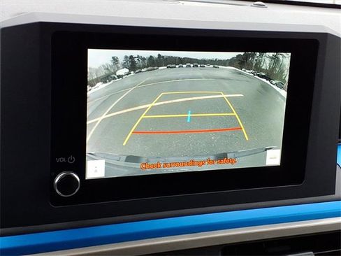 Used 2024 Toyota Tacoma TRD Off-Road image 16