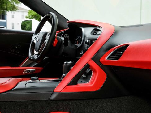 Used 2017 Chevrolet Corvette Grand Sport RWD image 27
