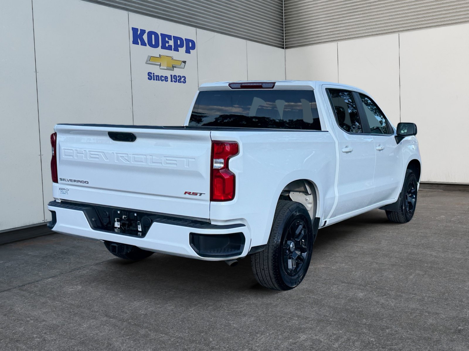 Used 2026 Chevrolet Silverado 1500 RST RWD image 5
