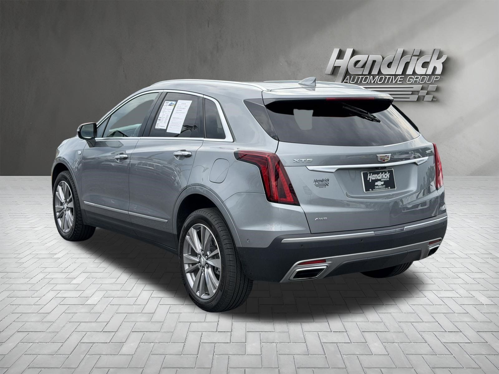 Used 2024 Cadillac XT5 Premium Luxury w/ Technology Package AWD/4WD image 8