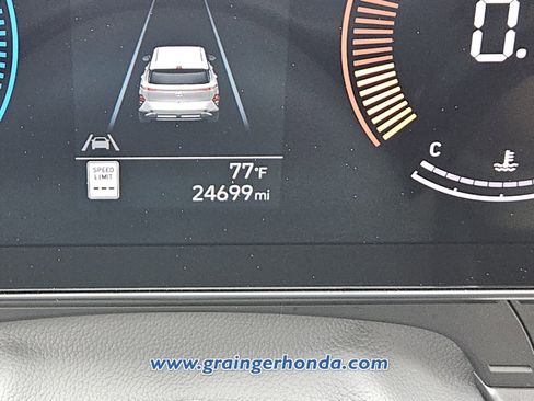 Used 2025 Hyundai Kona SEL image 22