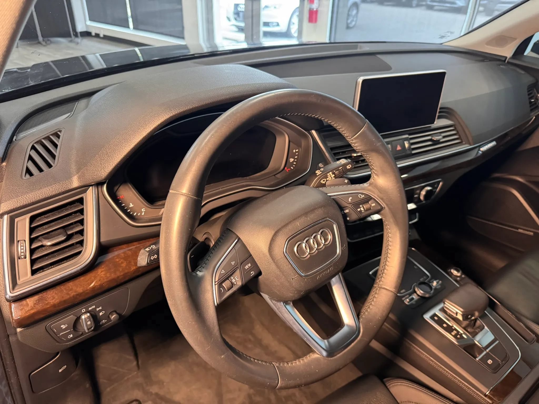 Used 2019 Audi Q5 2.0T Premium Plus AWD/4WD image 38
