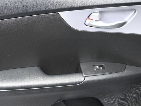 Used 2024 Kia Forte LXS FWD image 10