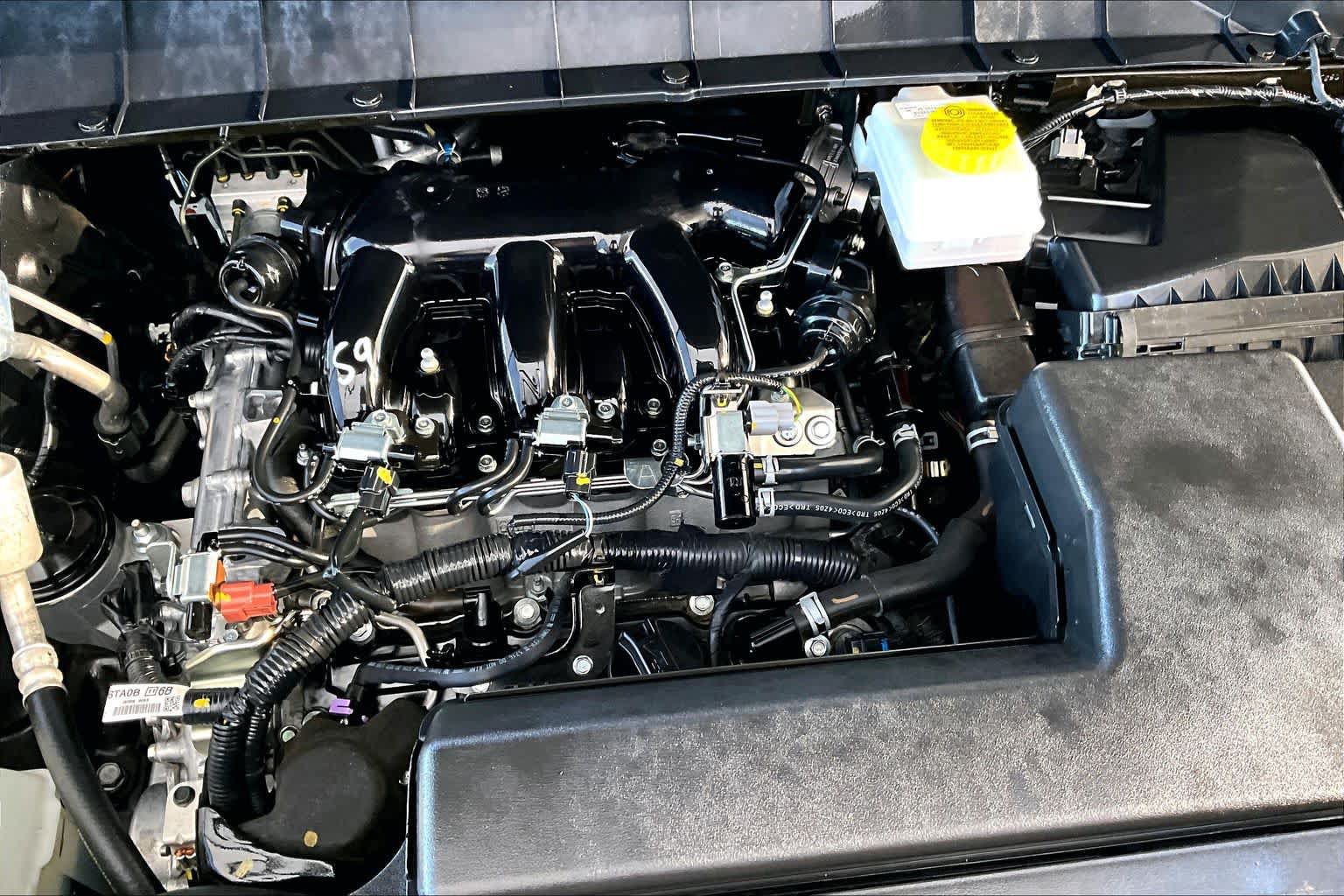 Certified 2025 Nissan Pathfinder SL FWD image 32