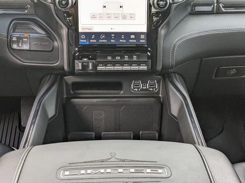 Used 2023 RAM 2500 Limited AWD/4WD image 21