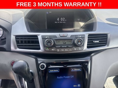 Used 2014 Honda Odyssey Touring image 17