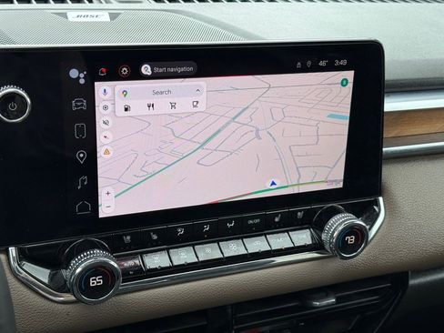 Used 2023 GMC Canyon Denali w/ Denali Black Edition image 22