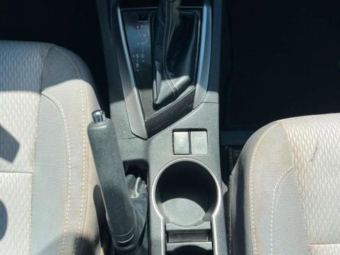 Used 2015 Toyota Corolla LE FWD image 26
