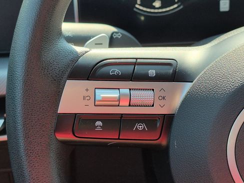Used 2025 Hyundai Sonata SEL FWD image 19