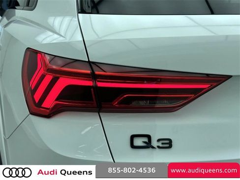 Certified 2025 Audi Q3 2.0T Premium w/ Convenience Package image 9