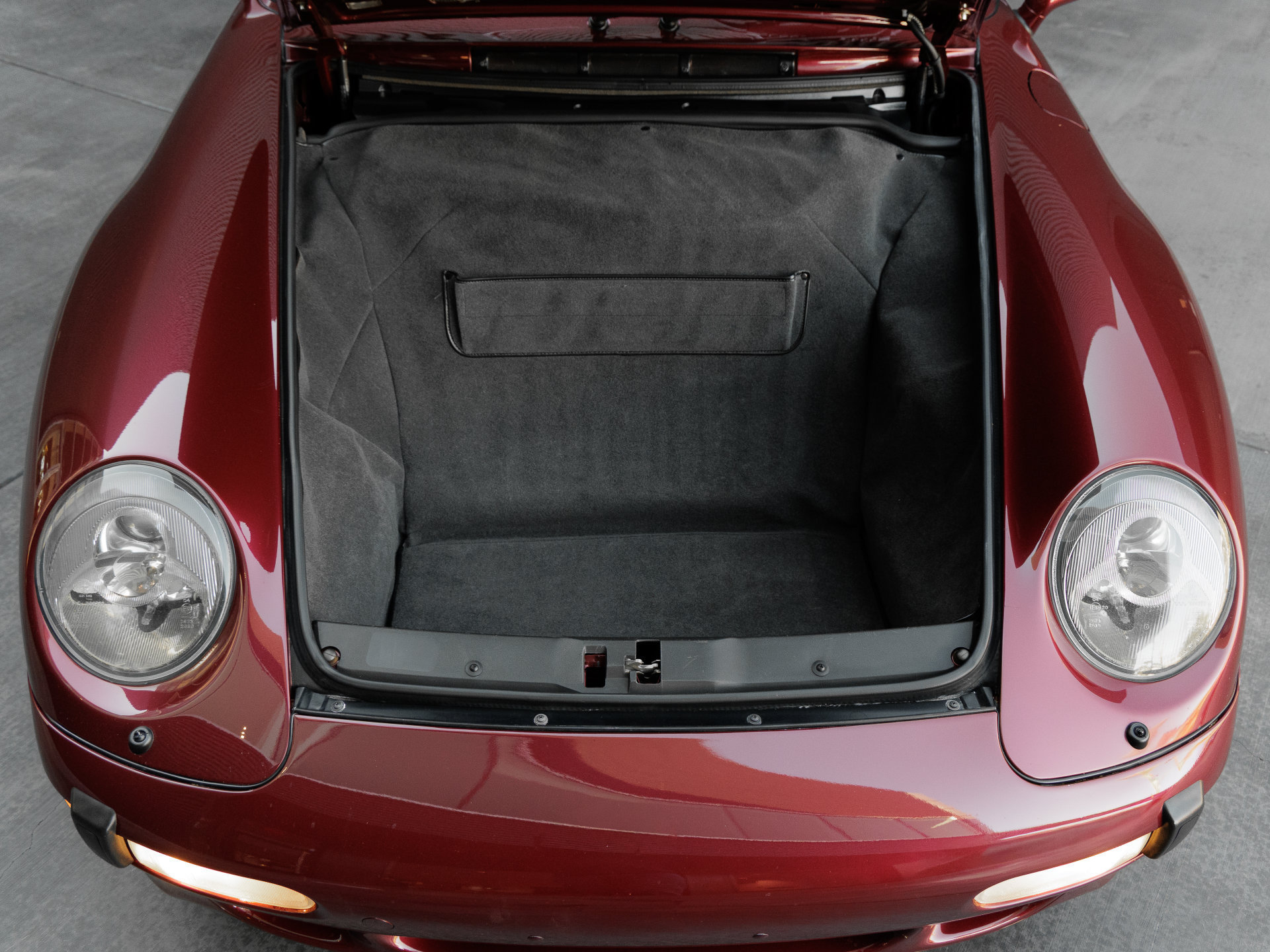 Used 1997 Porsche 911 Carrera S RWD image 49