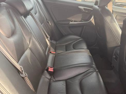 Used 2015 Volvo S60 T5 image 19