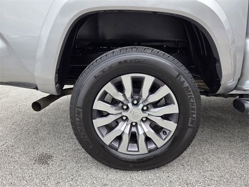 Used 2023 Toyota Tacoma Limited image 21
