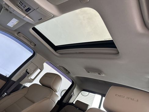 Used 2019 GMC Sierra 2500 Denali w/ Duramax Plus Package image 29