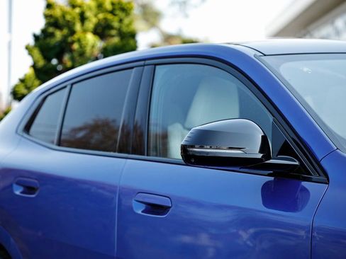 New 2026 BMW X2 xDrive28i w/ Technology Package image 3