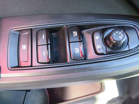Used 2017 Subaru Impreza 2.0i Sport image 32