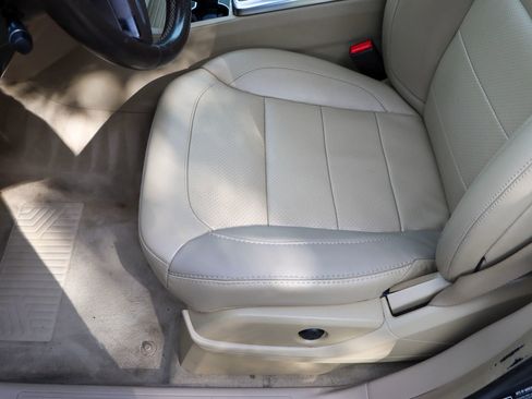 Used 2015 Mercedes-Benz ML 350 2WD w/ Premium 1 Package image 16