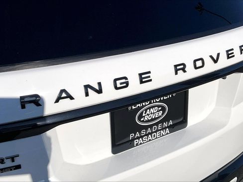 Used 2021 Land Rover Range Rover Sport HST image 31