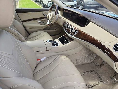 Used 2019 Mercedes-Benz S 560 Sedan image 23