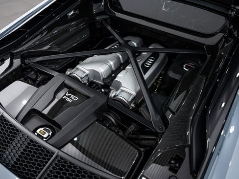Used 2023 Audi R8 V10 performance AWD/4WD image 21