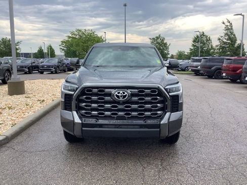 Used 2023 Toyota Tundra Platinum AWD/4WD image 2