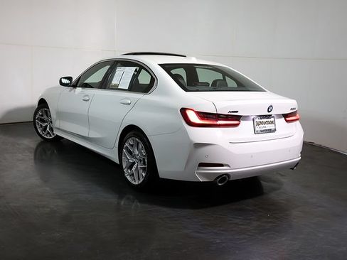 Used 2025 BMW 330i xDrive Sedan AWD/4WD image 2