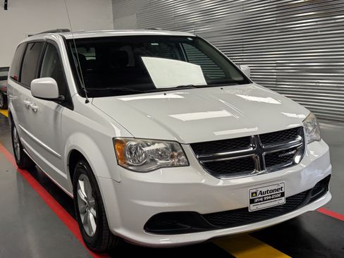 Used 2014 Dodge Grand Caravan SXT FWD image 8