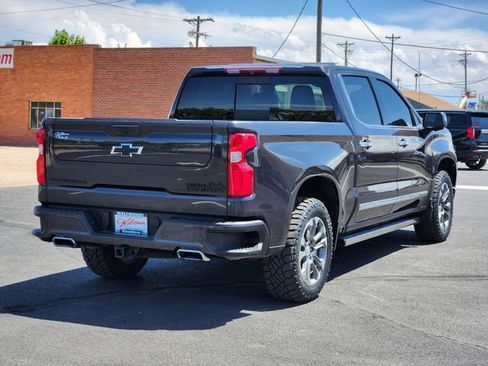 Used 2022 Chevrolet Silverado 1500 High Country w/ LPO, Dark Essentials Package AWD/4WD image 3