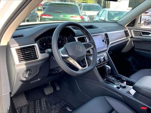 Used 2022 Volkswagen Atlas SE image 17