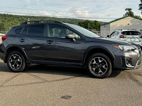 Used 2020 Subaru Crosstrek 2.0i Premium AWD/4WD image 2