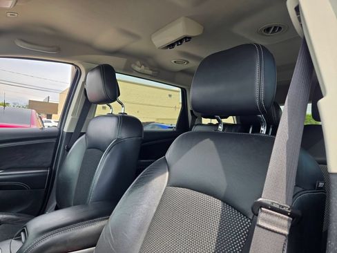 Used 2018 Dodge Journey Crossroad FWD image 34