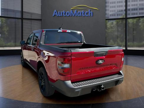 Used 2025 Ford Maverick XLT w/ Equipment Group 301A AWD/4WD image 9