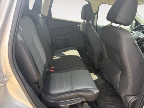 Used 2016 Ford Escape SE w/ Equipment Group 201A FWD image 13