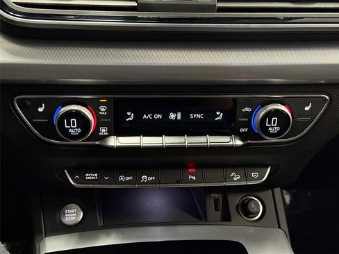 Certified 2025 Audi Q5 2.0T Premium AWD/4WD image 16