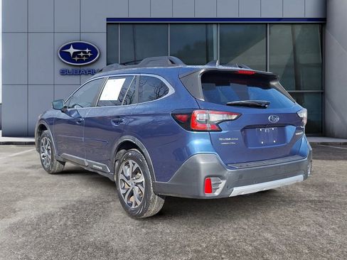 Certified 2021 Subaru Outback Limited image 4