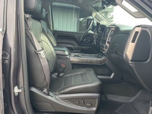 Used 2016 GMC Sierra 2500 Denali w/ Duramax Plus Package image 33