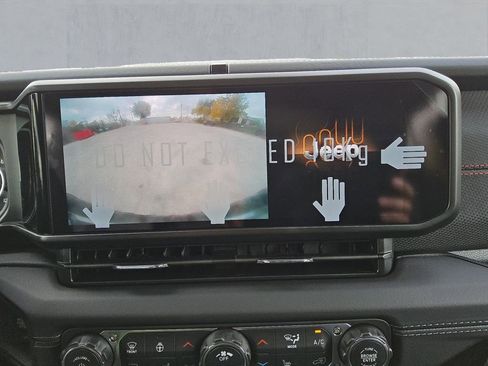 New 2026 Jeep Wrangler Unlimited Rubicon w/ Steel Bumper Group image 21