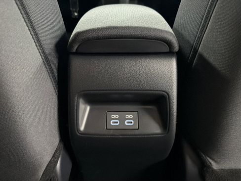 Used 2026 Toyota Corolla LE FWD image 33