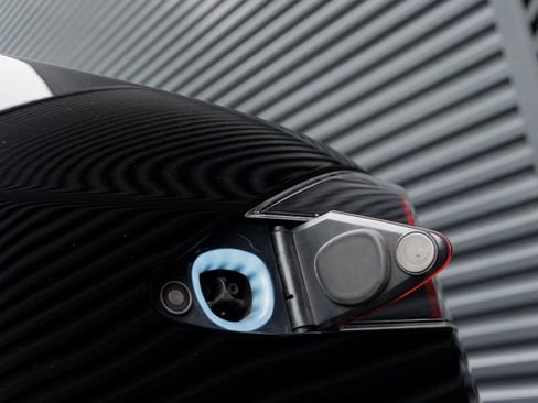 Used 2013 Tesla Model S Performance image 25