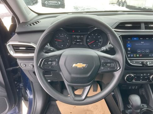 Used 2023 Chevrolet TrailBlazer LT w/ Convenience Package image 13