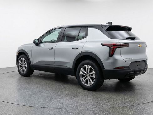 Used 2025 Chevrolet Equinox LT image 6